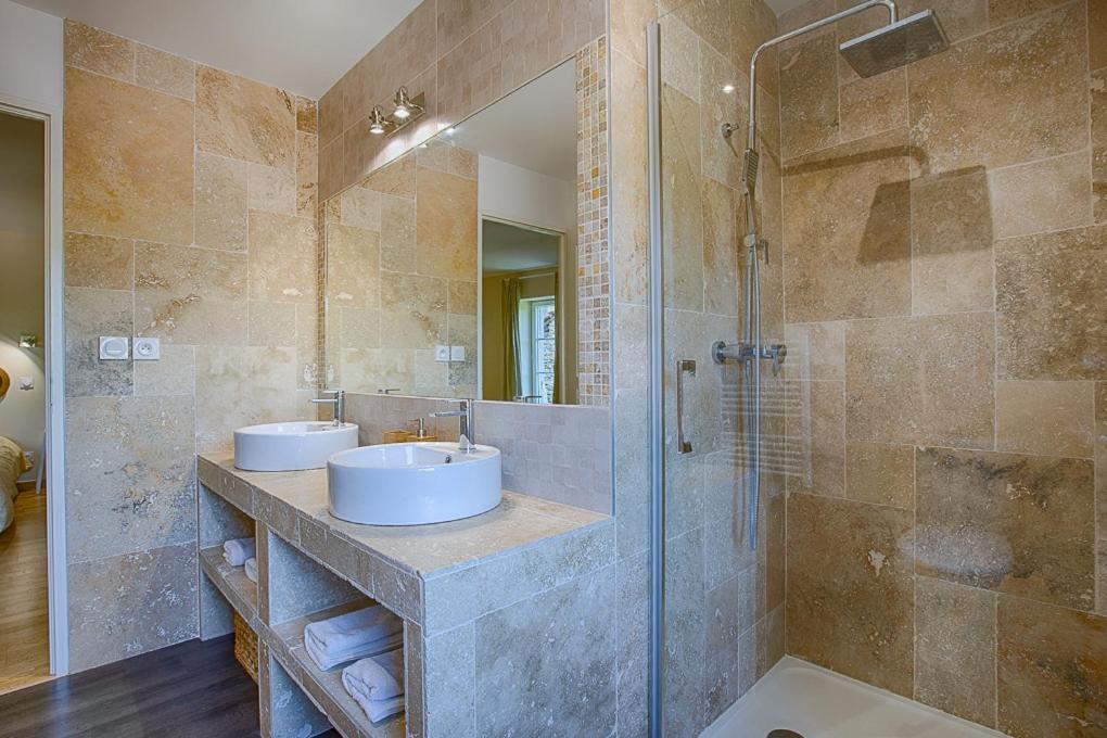 La Maison D'Hana Saint-Bonnet-de-Valclerieux Экстерьер фото